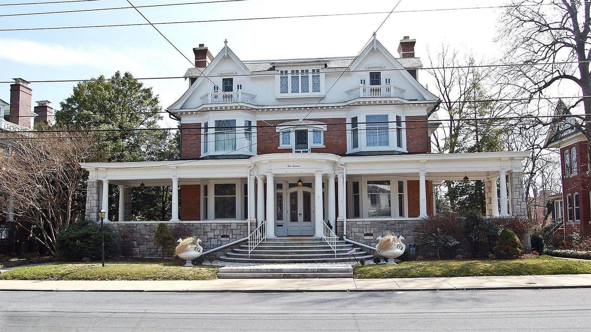 Albanus Phillips Inn Cambridge Exterior foto